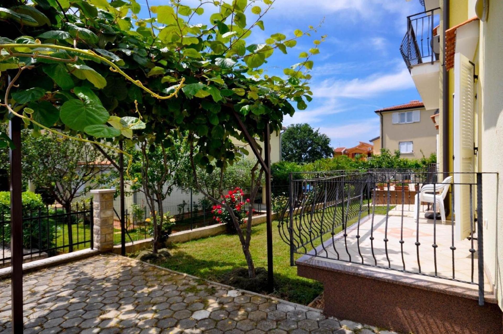 Ferienwohnung Fuer 2 Personen 30 M2 In Novigrad, Istrien Karpinjan エクステリア 写真
